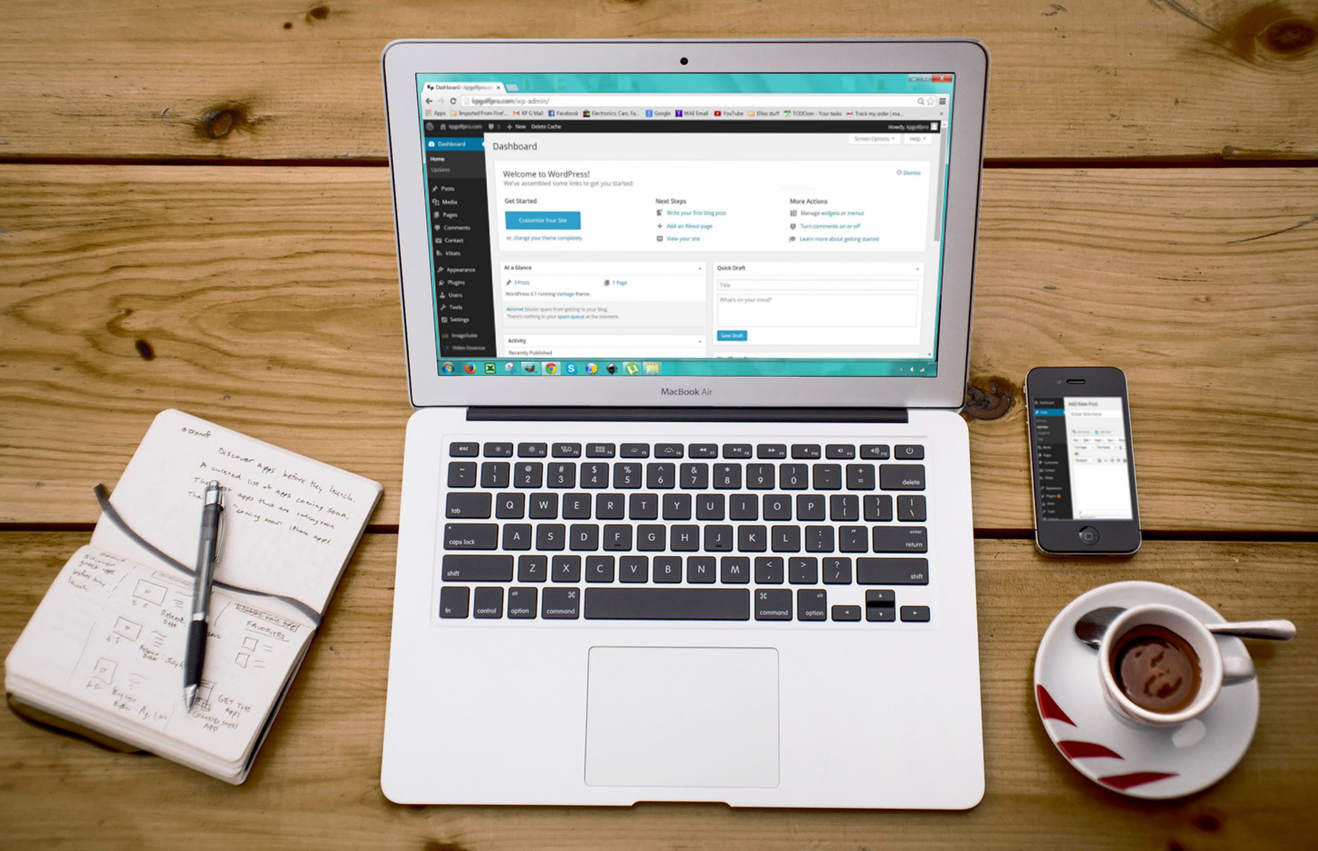 SITE WEB, ORDINATEUR